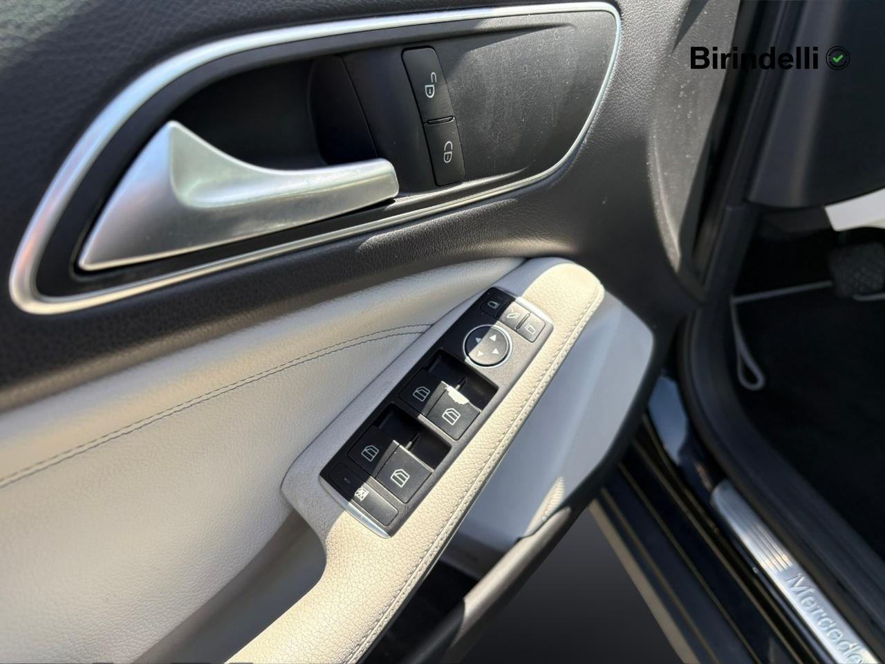 Mercedes-Benz GLA (X156) - GLA 180 d Automatic Executive