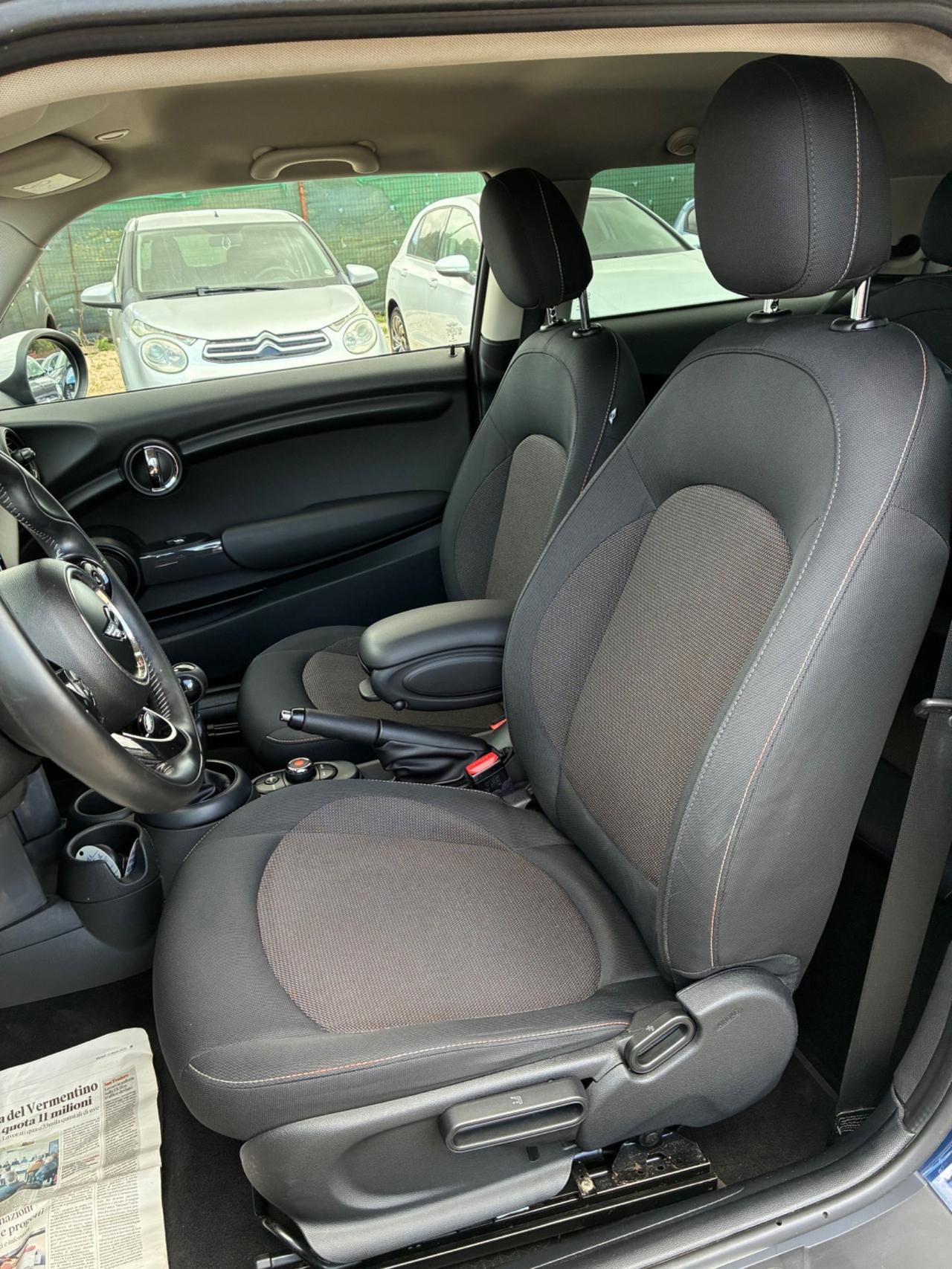Mini 1.5 One D Business