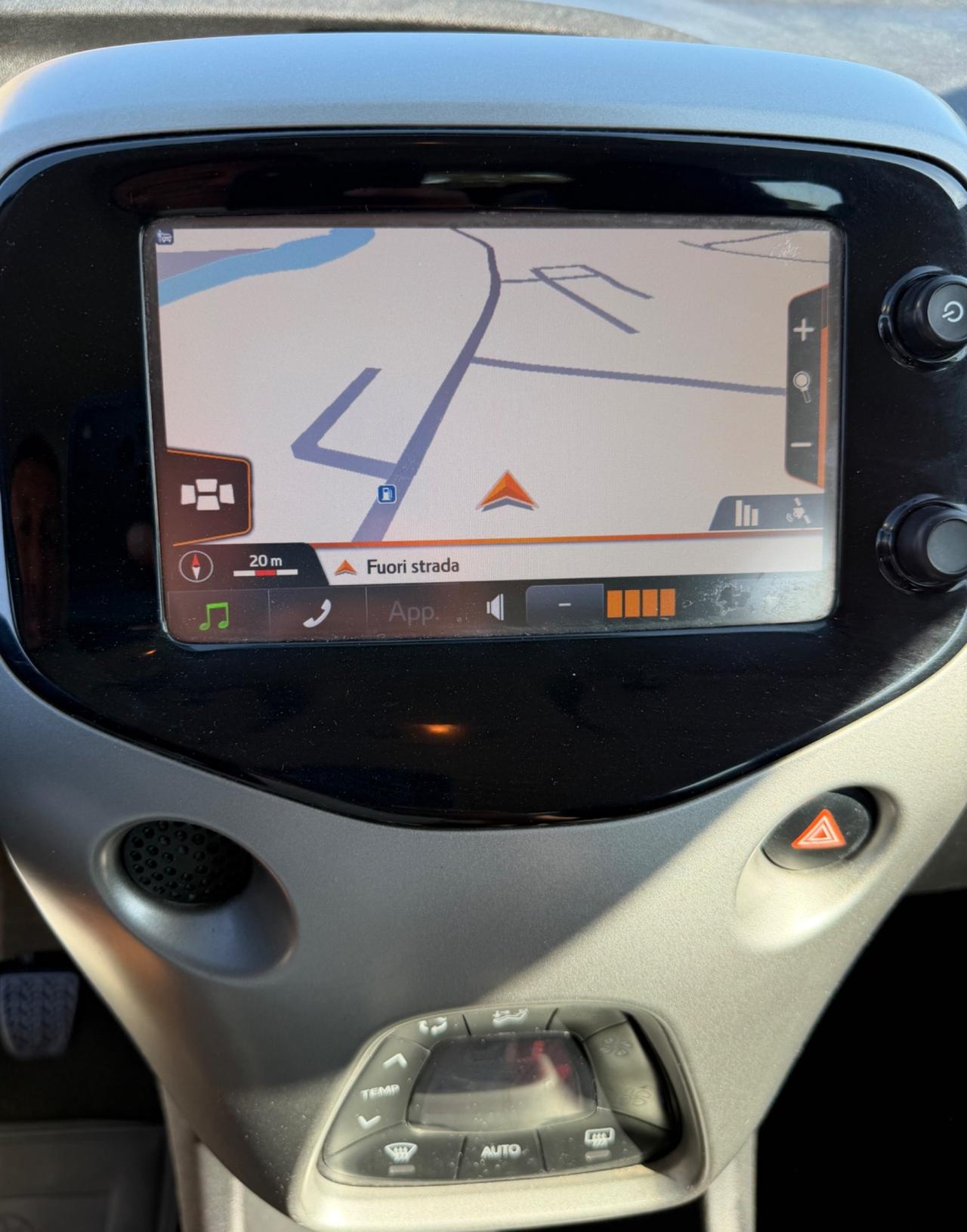 Toyota Aygo 1.0 VVT-i 69 CV 5 porte x-cool