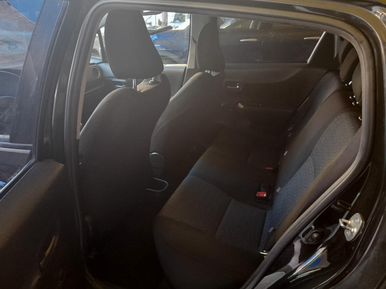 Toyota Yaris 1.4cc diesel 12 mesi garanzia-2014