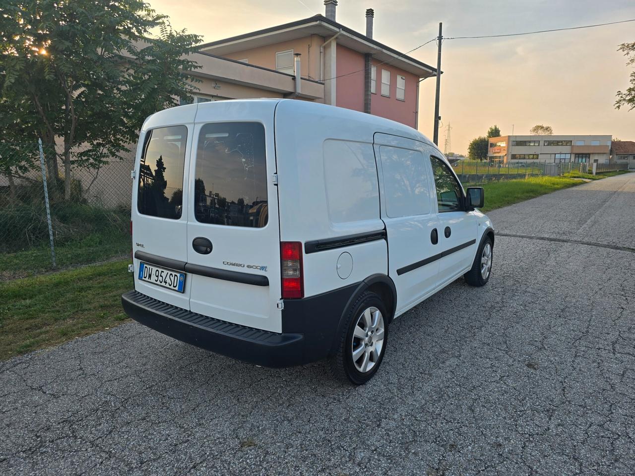 Opel Combo 1.6 Metano con GARANZIA