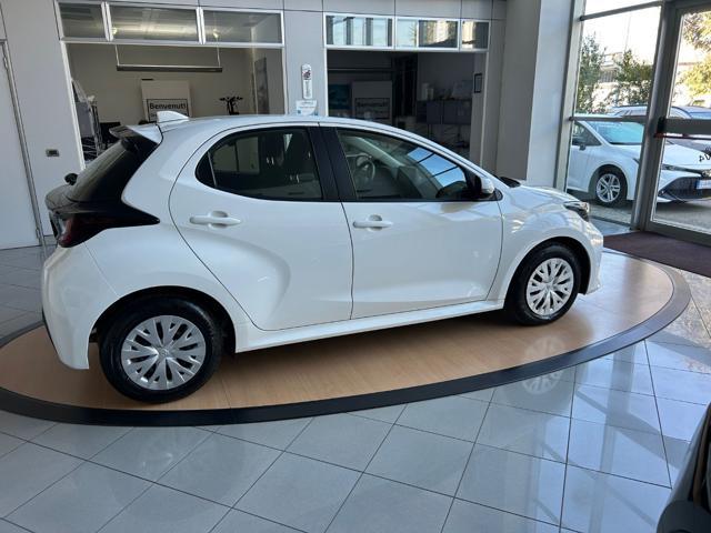 TOYOTA Yaris 1.0 5 porte Active