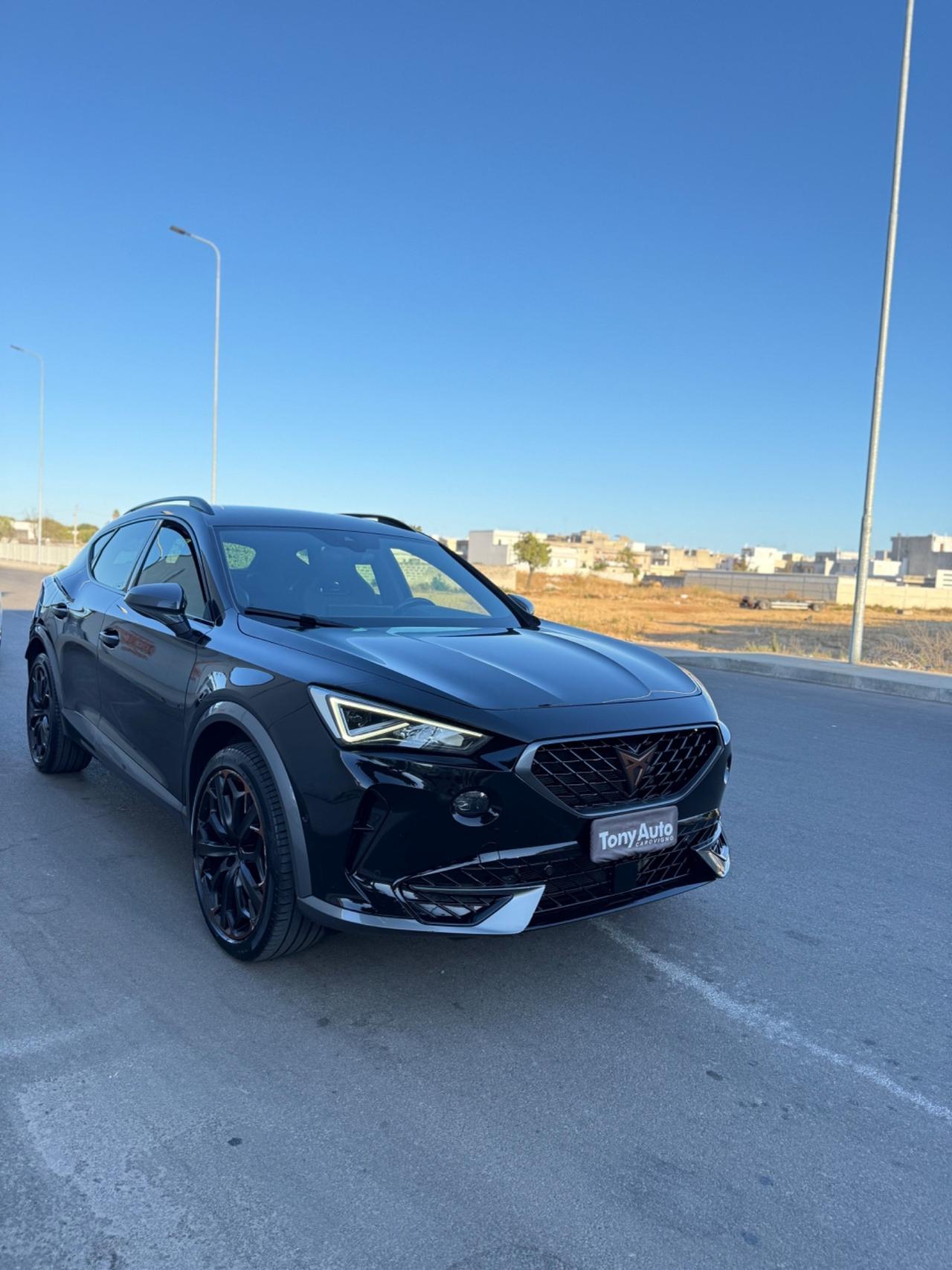 Cupra Formentor hybrid dsg LUCI SOFFUSE,TELECAMERA,VIRTUAL COCKPIT,NAVI,APPLE CARPLAY, FULL LED