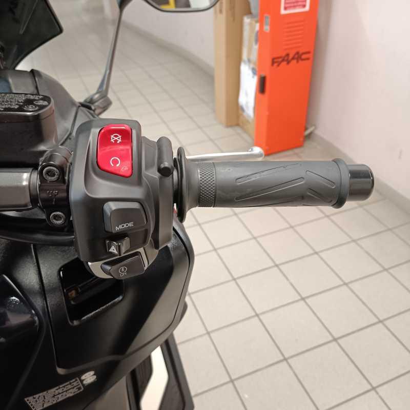 Yamaha T-Max 560 - 2023