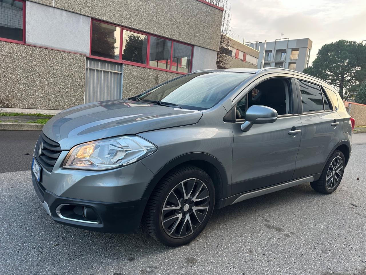 Suzuki SX4 S-Cross 1.6 16V VVT CVT Star View