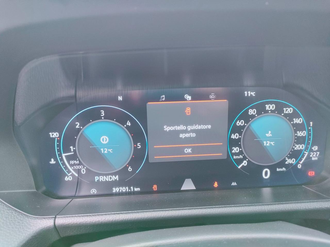 VOLKSWAGEN Amarok II 2023 - Amarok 2.0 tdi Life 4motion auto
