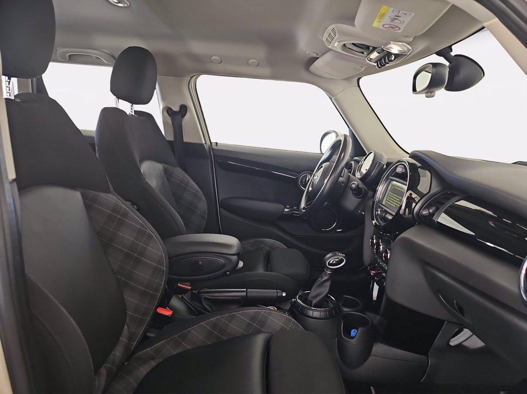 MINI Mini 1.5 cooper d hype 5p auto del 2017