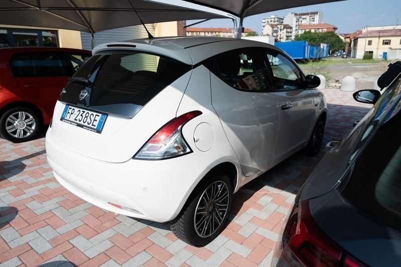 Lancia Ypsilon III 2015 1.2 Gold 69cv my18