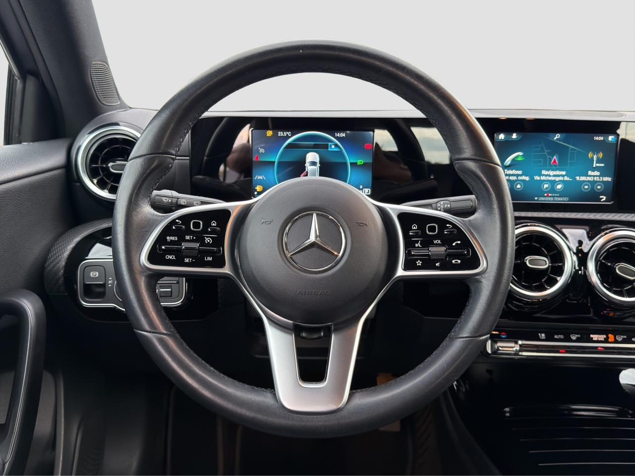 MERCEDES Classe A (W177) A 180 d Automatic Business Extra