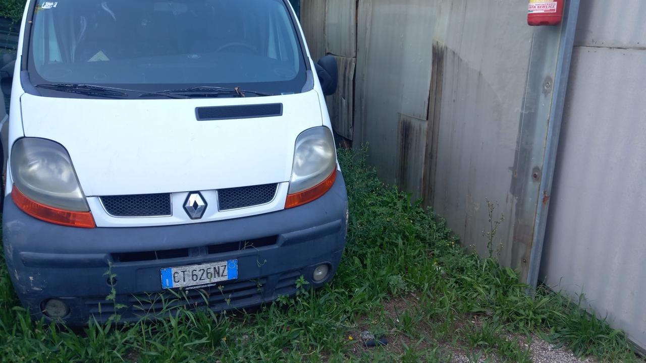 Renault Trafic 1.9 dCi/100 PC-TN Pass.Authent