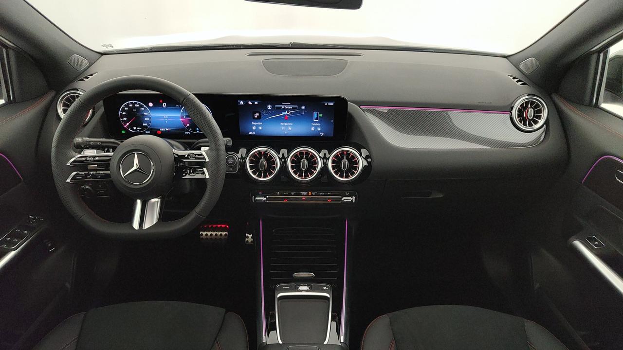 Mercedes-Benz GLA 180 d Automatic