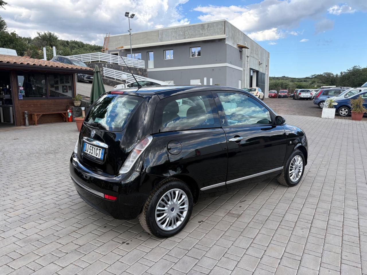 Lancia Ypsilon 1.2 Oro Neopatentati