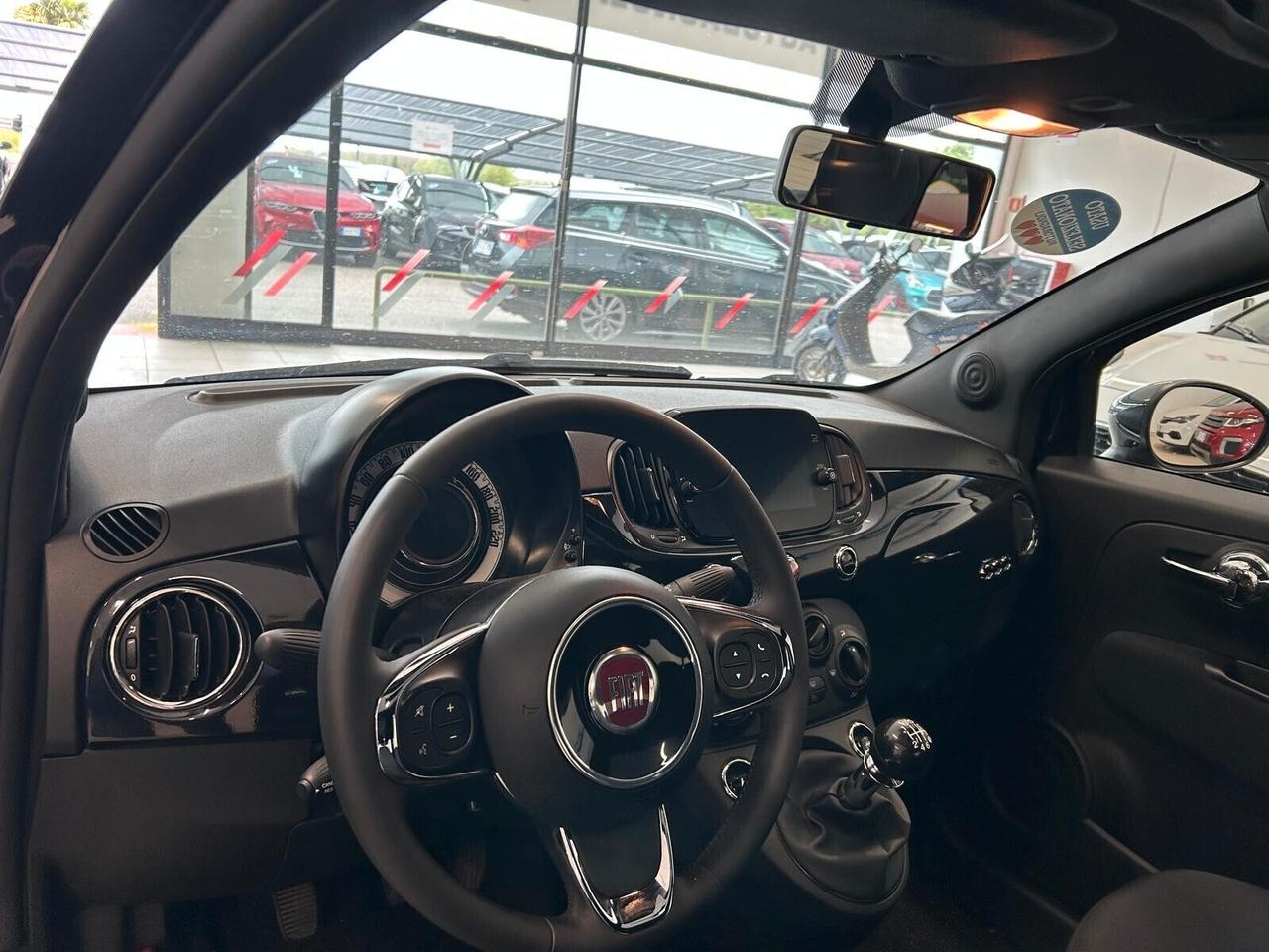 Fiat 500 DOLCEVITA 1.0 Hybrid SPOTICAR