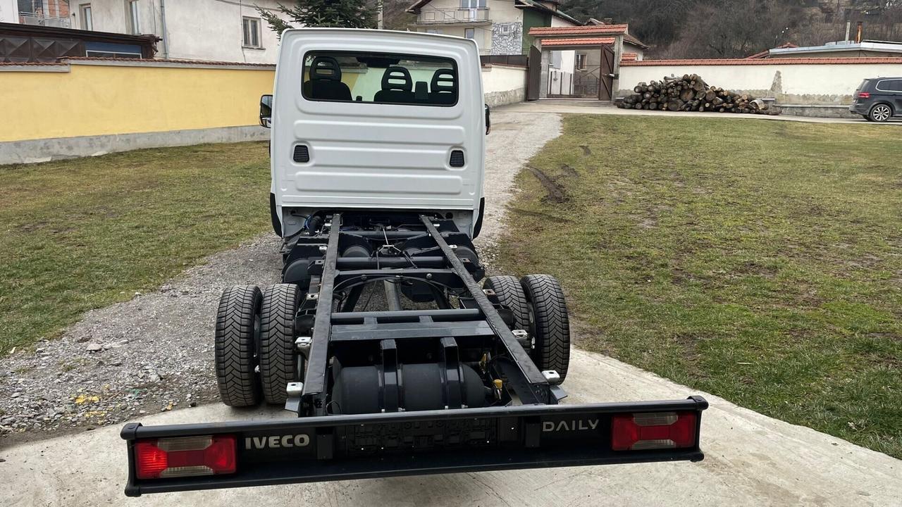 IVECO DAILY GEMELLATO METANO 35C14N