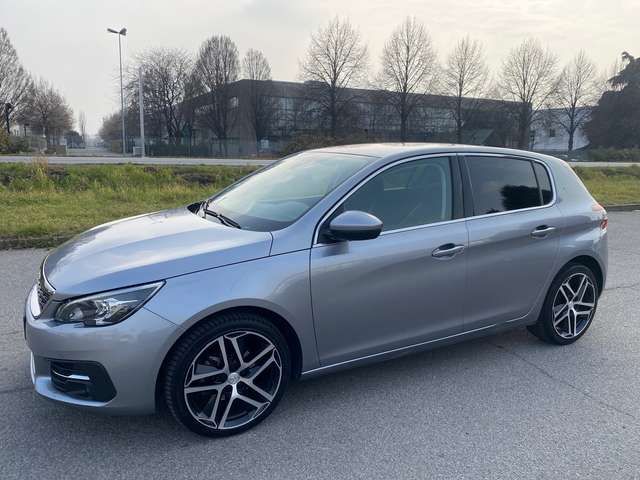 Peugeot 308 BlueHDi 130 S&S EAT8 Allure*EURO6D*NAVI*CAMERA