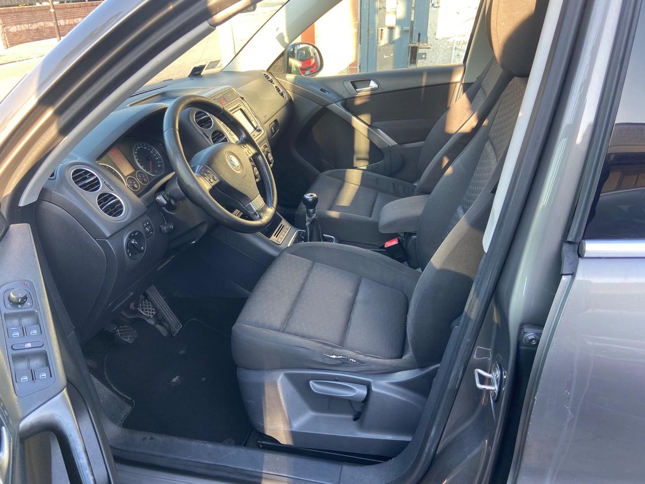 Volkswagen Tiguan 2.0 16V TDI DPF Trend & Fun (18°)