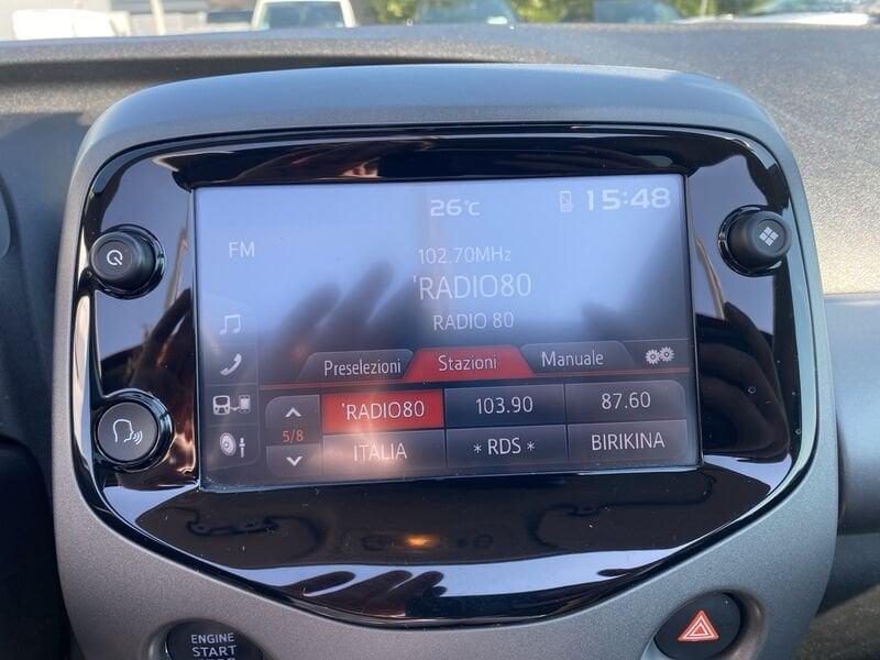 Toyota Aygo Connect 1.0 VVT-i 72 CV 5 porte x-wave