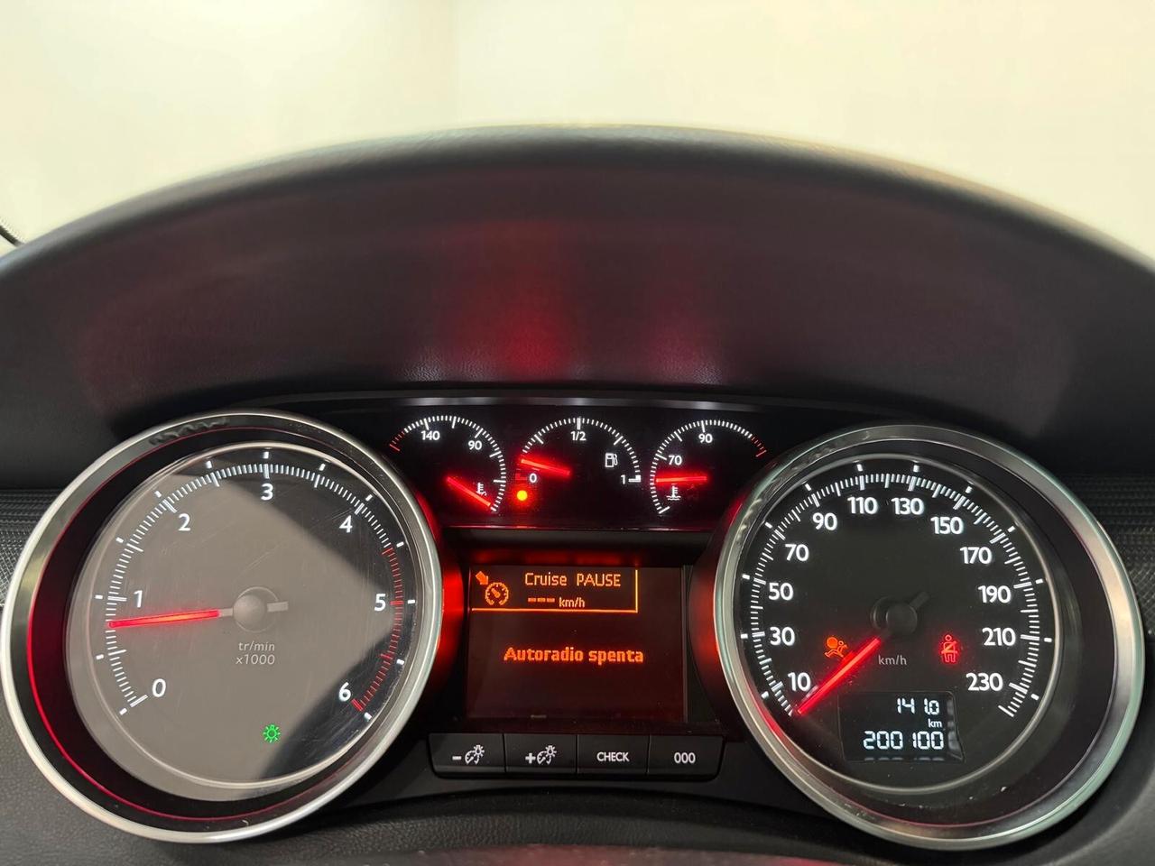 Peugeot 508 2.0 HDi 140CV SW Ciel Allure