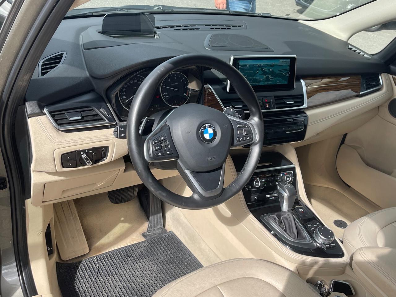 218d Active Tourer Luxury-STRAFULL -UNIPRO-RATE