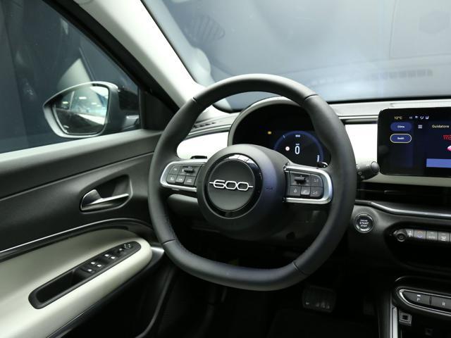 FIAT 600 Hybrid 145 CV DCT MHEV La Prima II