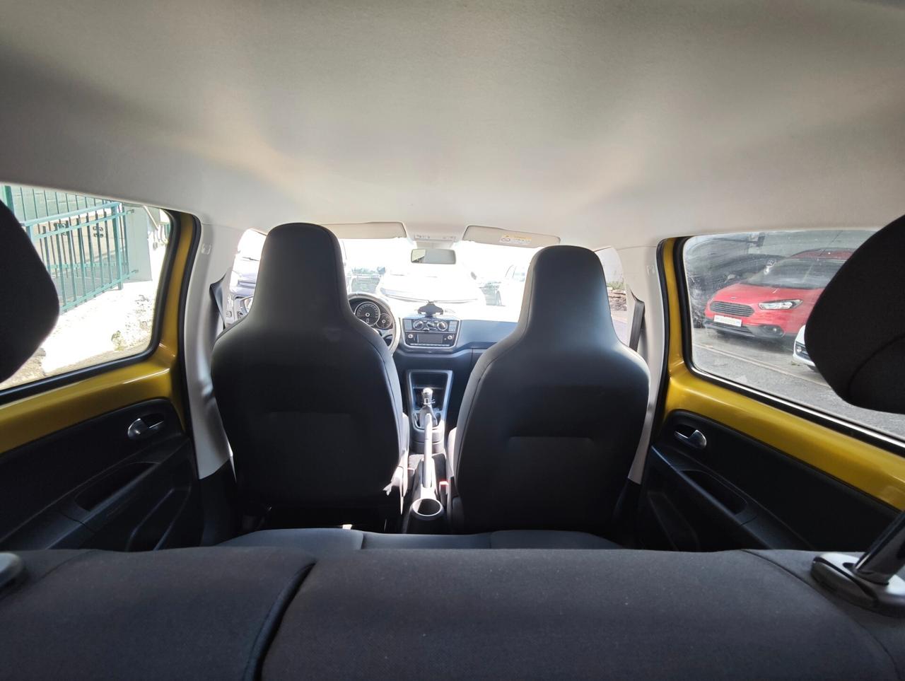 Volkswagen up! HIGH