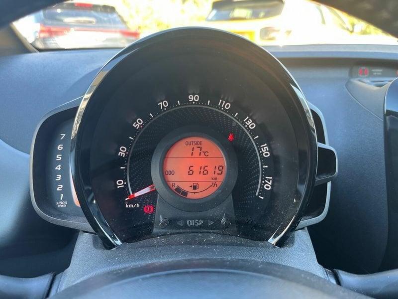 Toyota Aygo Aygo Connect 1.0 VVT-i 72 CV 5 porte x-you