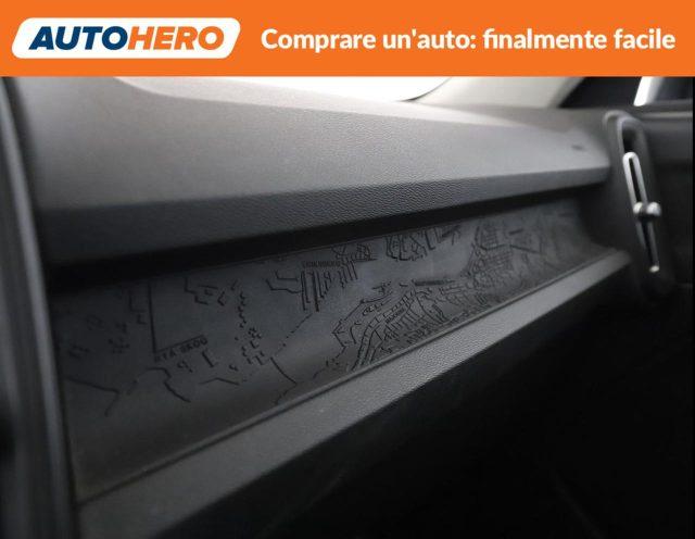 VOLVO XC40 B3 automatico Essential N1