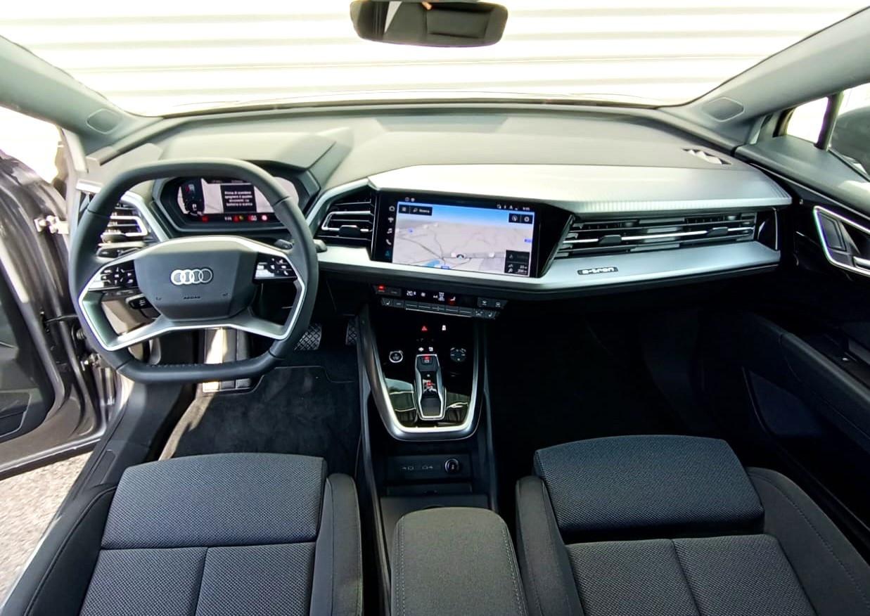 AUDI Q4 E-TRON 45 S-LINE EDITION