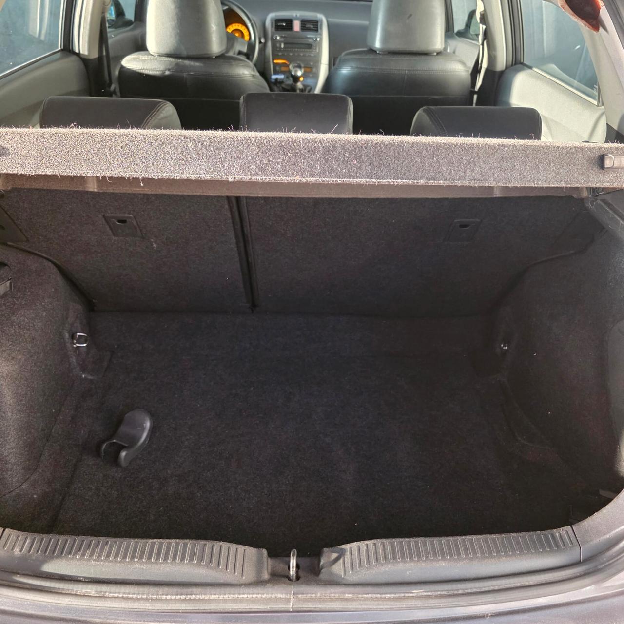 Toyota AURIS 1.6 BENZINA FRIZIONE NUOVA