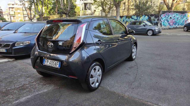 TOYOTA Aygo 1.0 VVT-i 69 CV 5 porte x-business
