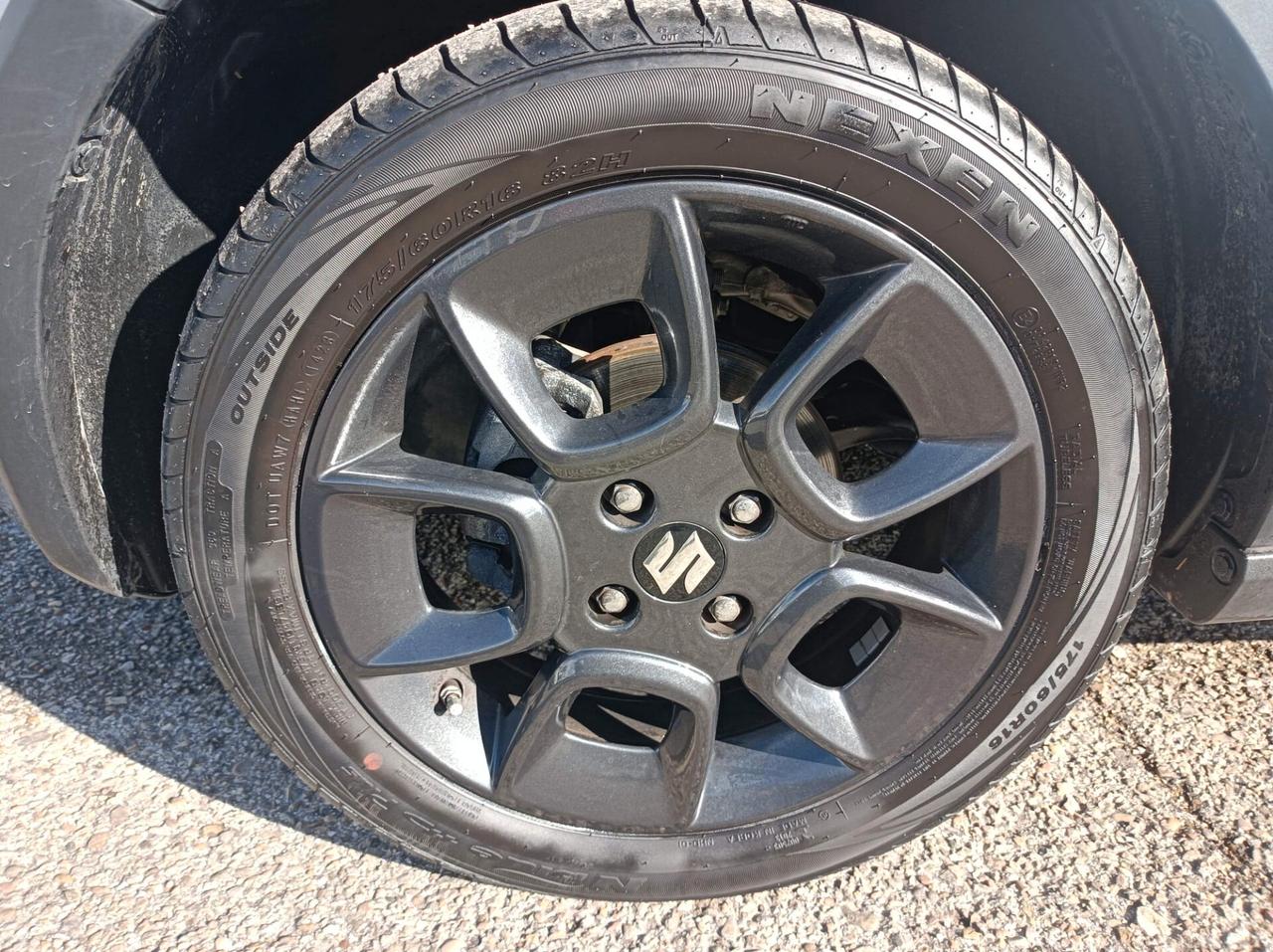 Suzuki Ignis 1.2 Hybrid Top