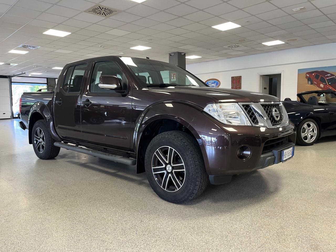 Nissan Navara 2.5 dCi 190CV 4x4 Manuale GancioTraino