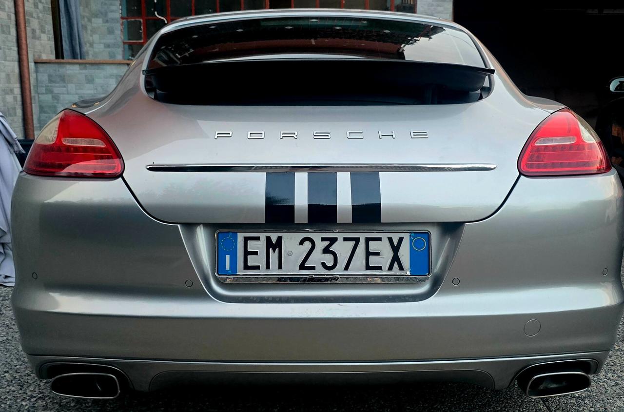 Porsche Panamera 3.0 Diesel tettuccio panoramico la uso tutti. Giorni e appena revisionata