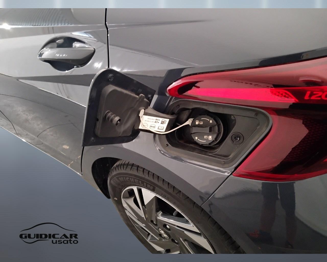 HYUNDAI i20 III 2021 - i20 1.2 mpi Connectline Exterior Pack