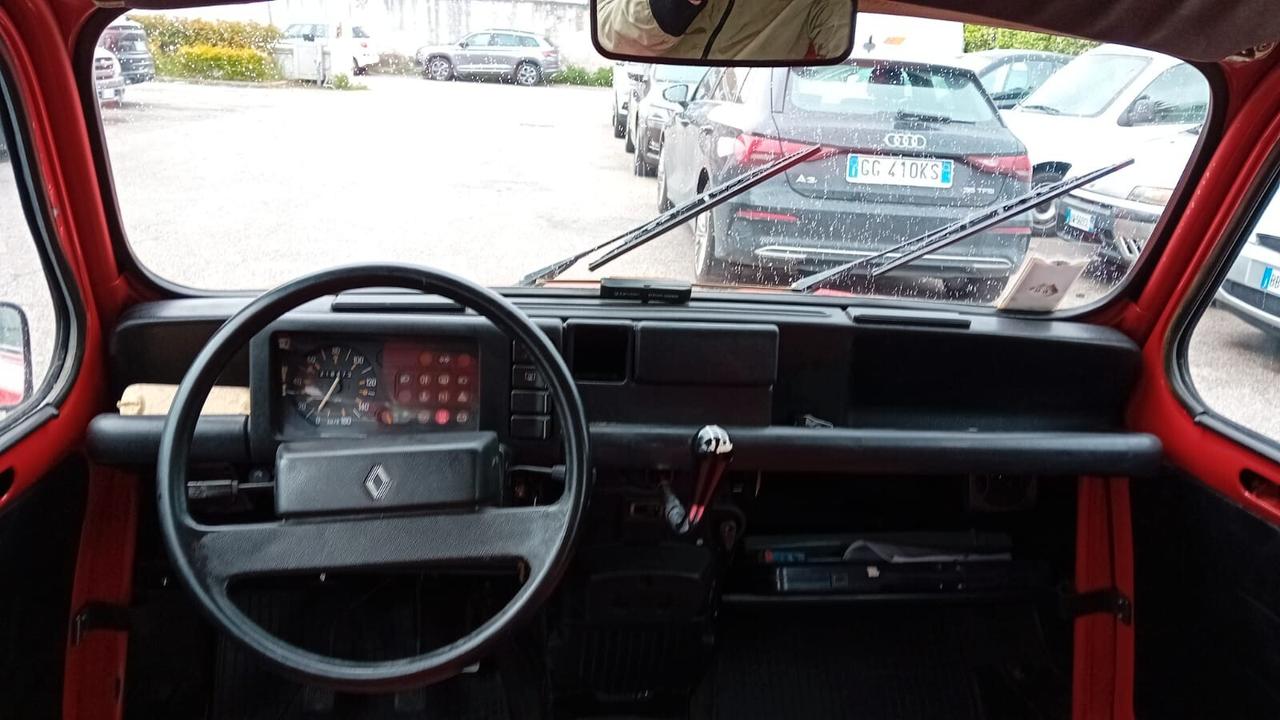 Renault R 4 950 TL
