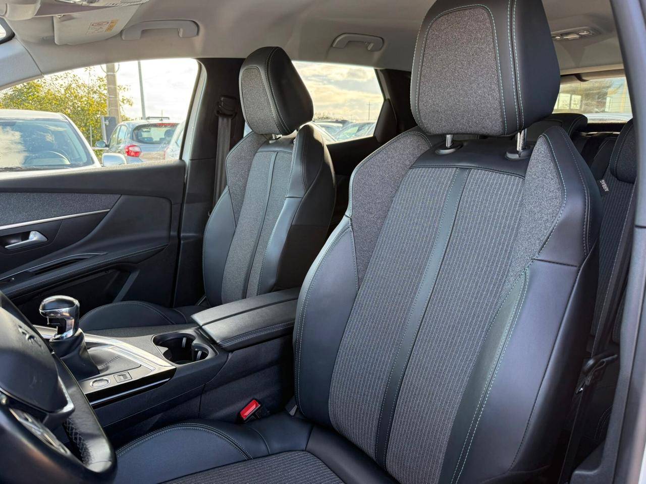 Peugeot 3008 BlueHDi 130 S&S Allure