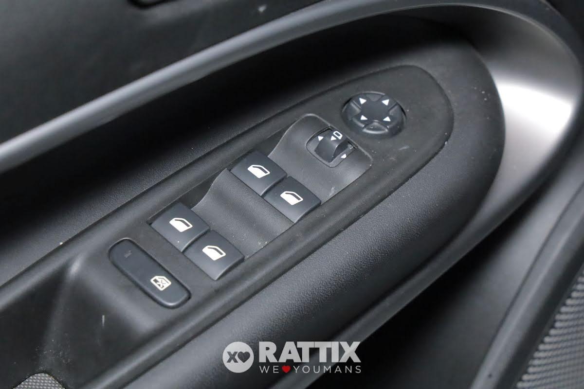 Jeep Avenger 1.2 turbo e-hybrid 100CV Summit edct6