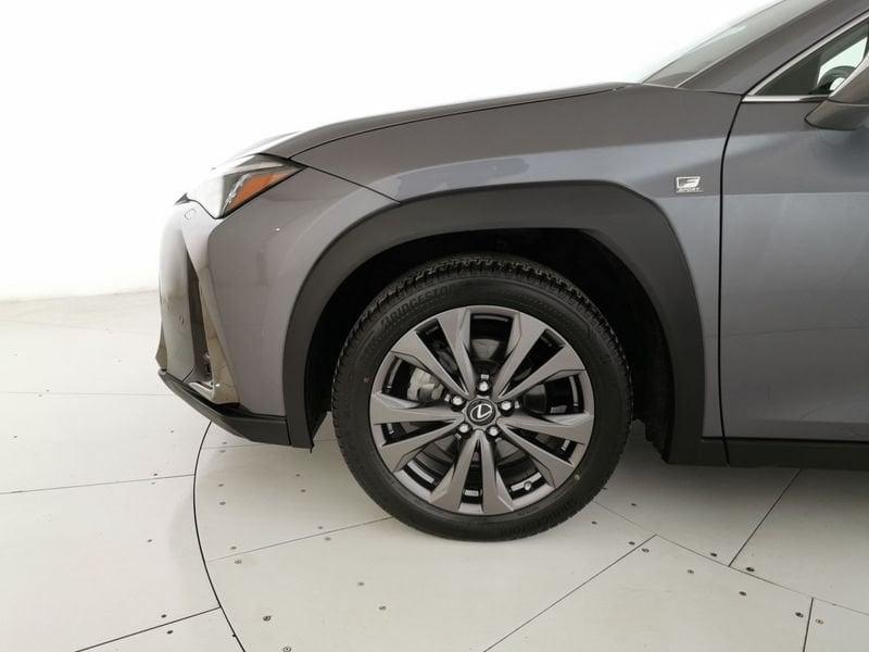 Lexus UX 250h 2.0 F-Sport 2wd cvt