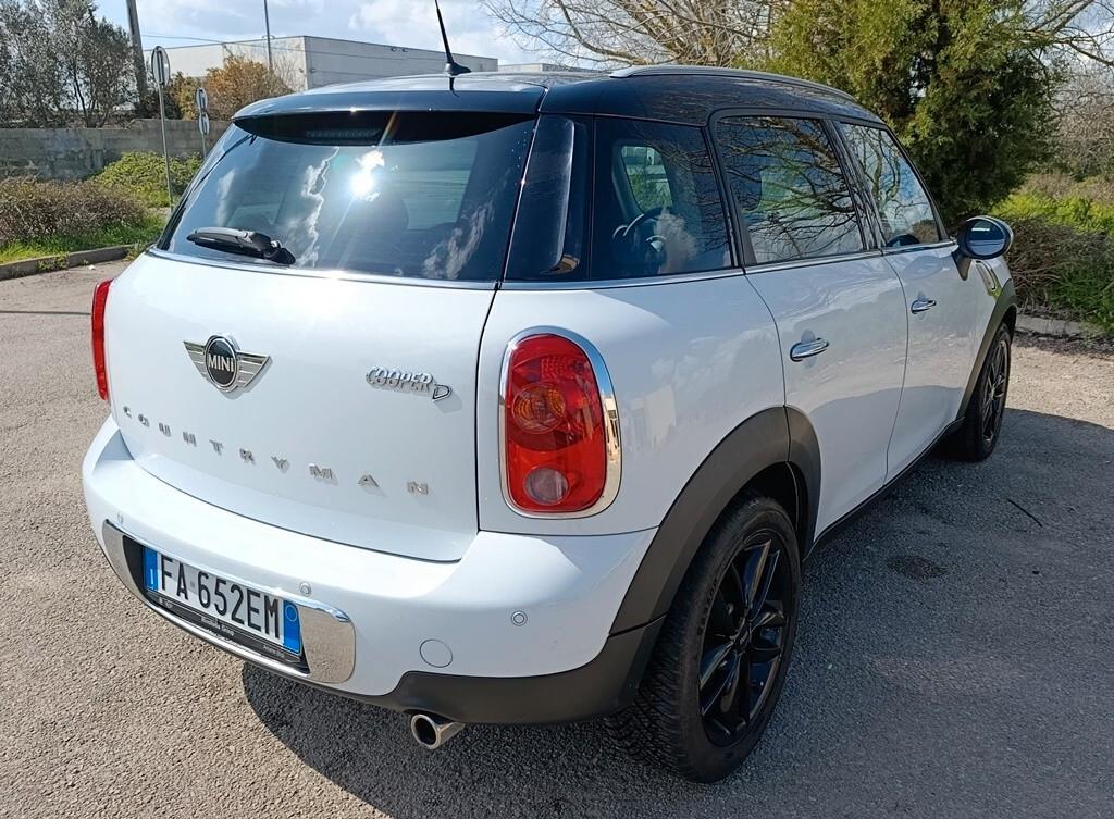 Mini Cooper Countryman 2.0 D Automatica