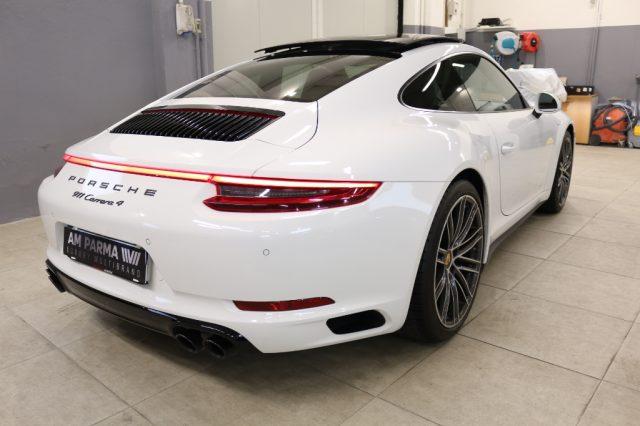 PORSCHE 911 3.0 Carrera 4 Coupé