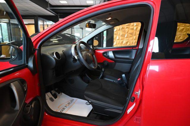 TOYOTA Aygo 1.0 12V VVT-i 5 porte ACTIVE COME NUOVA GARANZIA!!