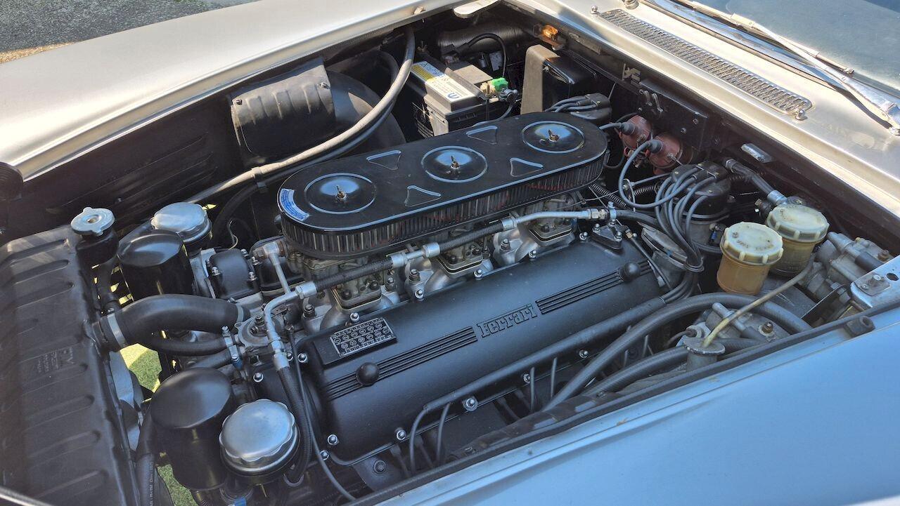 Ferrari 330 GT 2+2 I Serie – 1964