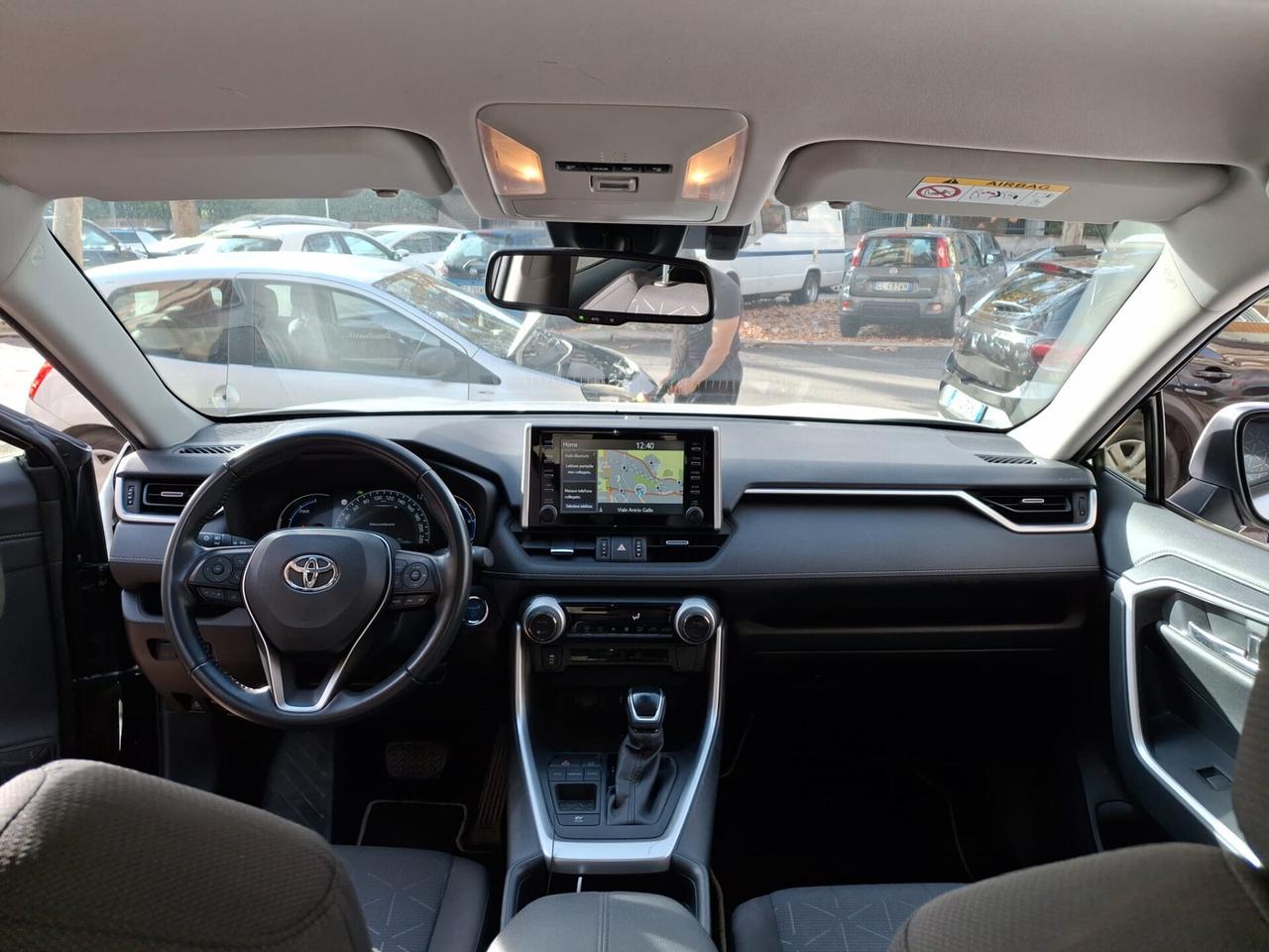 Toyota RAV 4 2.5 HV 2WD-i Business NO OBBL. FINANZ.