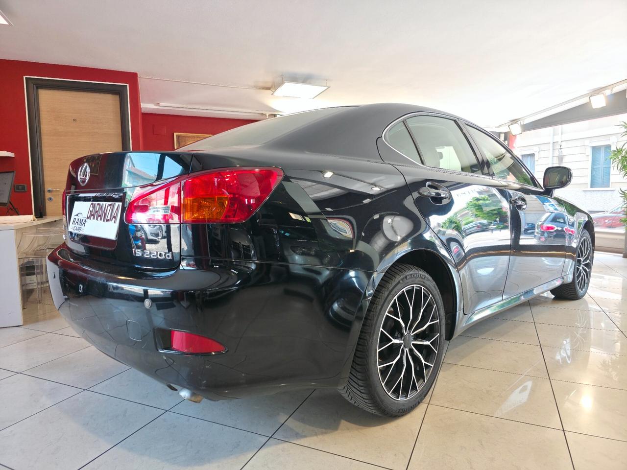 Lexus IS 220d