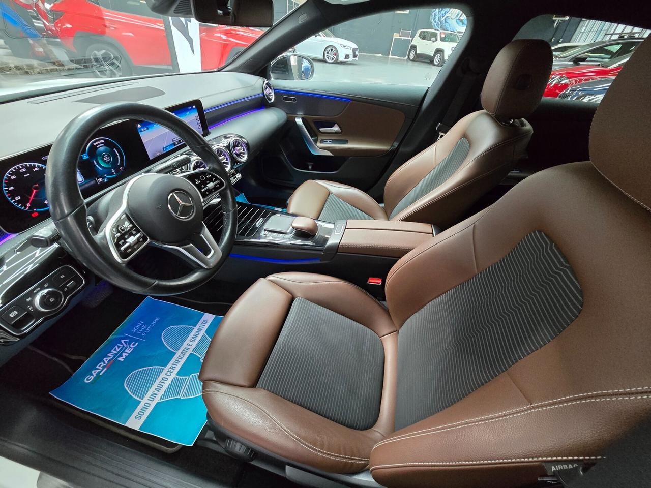 MERCEDES-BENZ CLA 200 SHOOTING BRAKE 163 CV GANCIO TRAINO