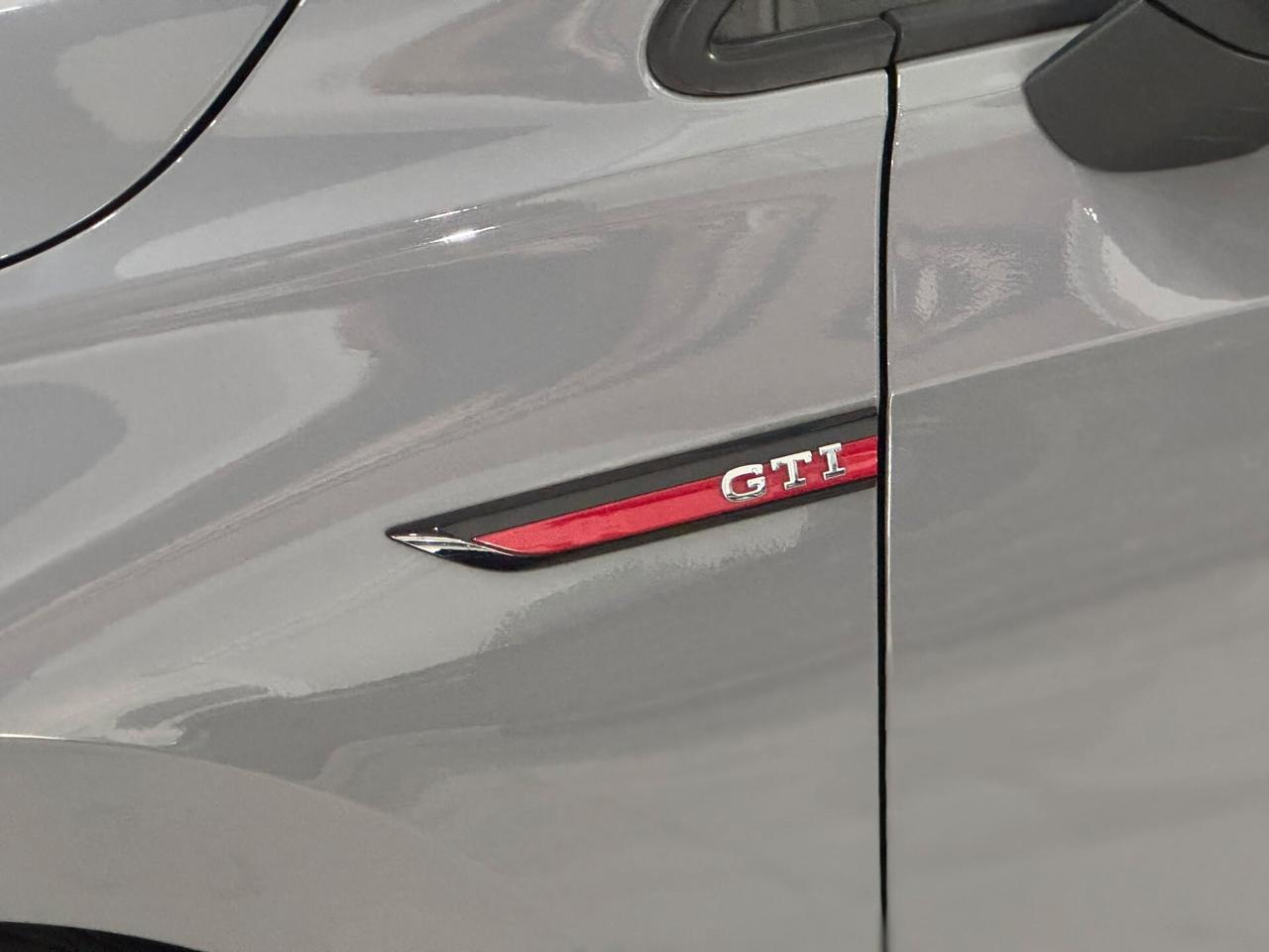 Volkswagen Golf GTI 2.0 TSI DSG IVA ESPOSTA