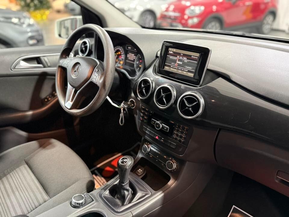 Mercedes Classe B 180 110cv Executive 2013