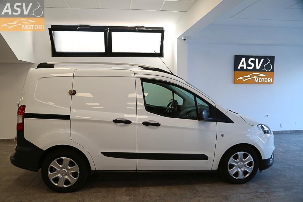 Ford Transit Courier Transit Courier 1.5 TDCi 100CV Van Titanium