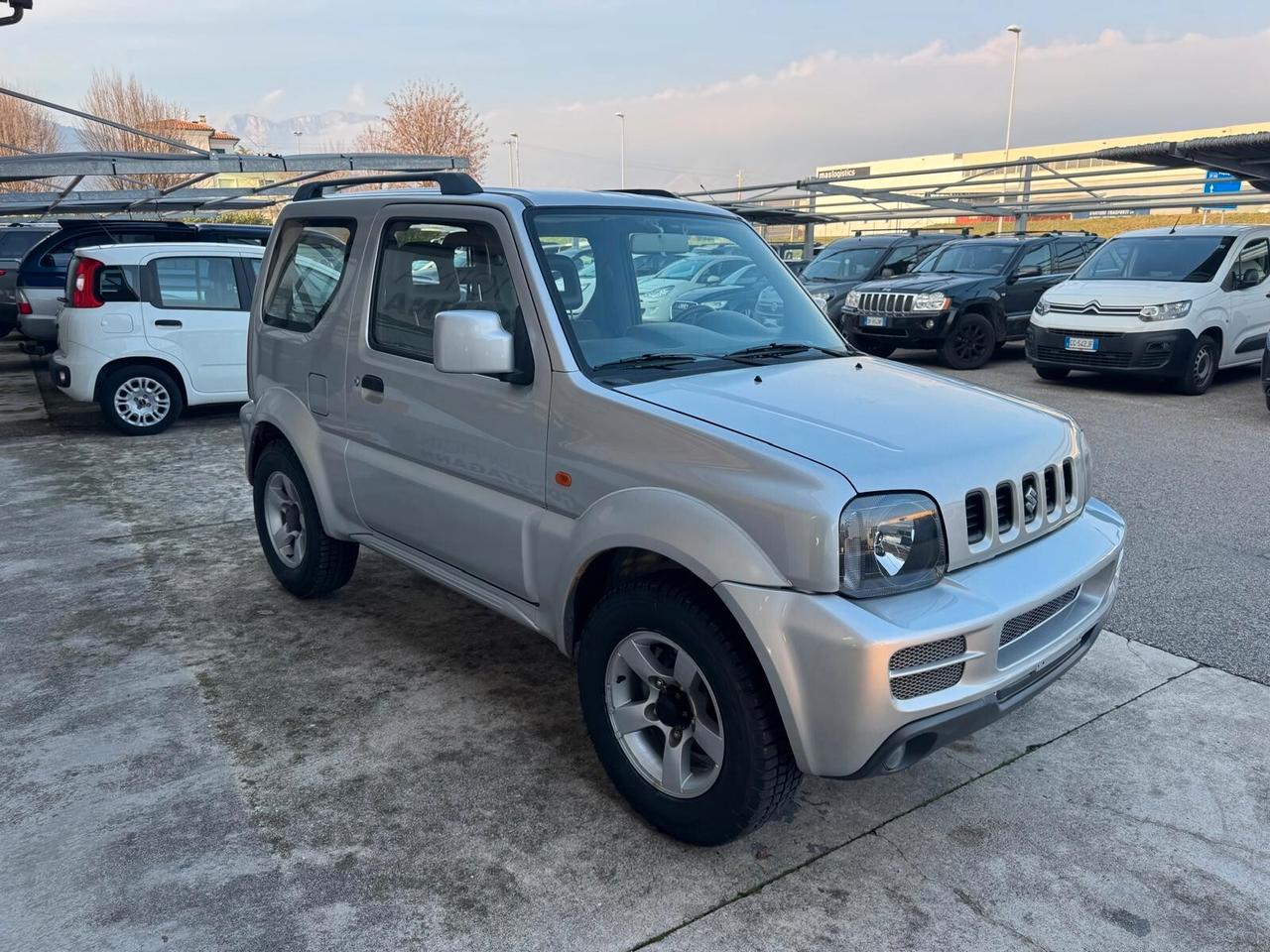 Suzuki Jimny 1.3i 16V cat 4WD JLX