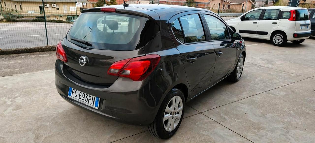 Opel Corsa 1.4 Benzina 90CV 5 porte b-Color